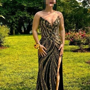 Ashley Lauren (style 11236)